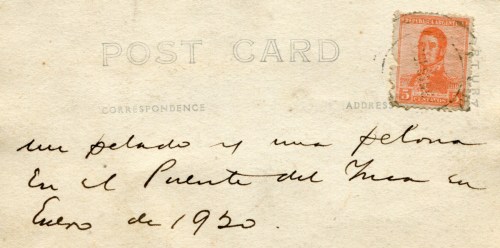 blog Delia y Manuel Moyano rezando al pie del Cristo 2